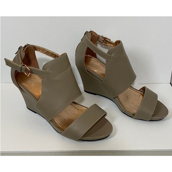 Lane Bryant Strap Wedge 3" Wedge Heel Sandals Sz 8W NEW - Picture 9 of 10